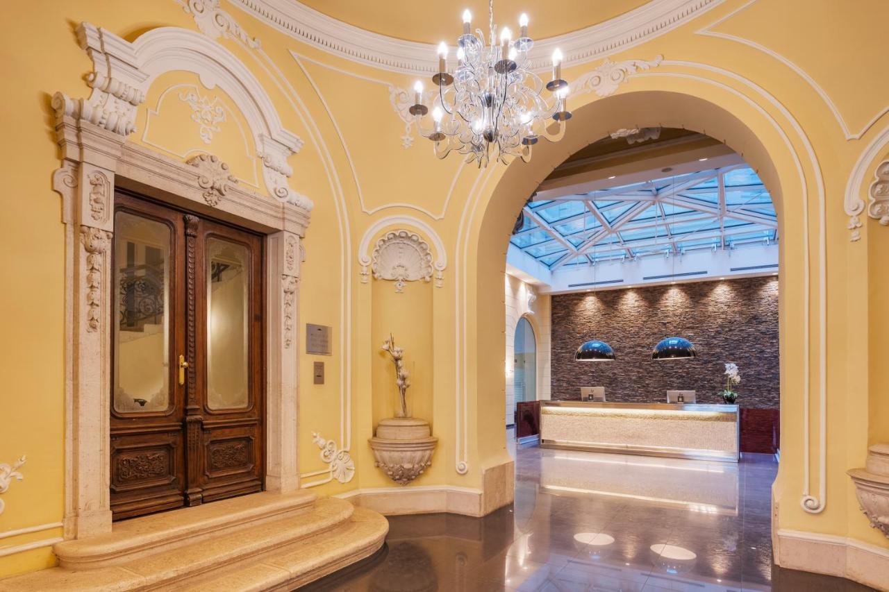 Eurostars Palazzo Zichy Hotel Budapest Luaran gambar