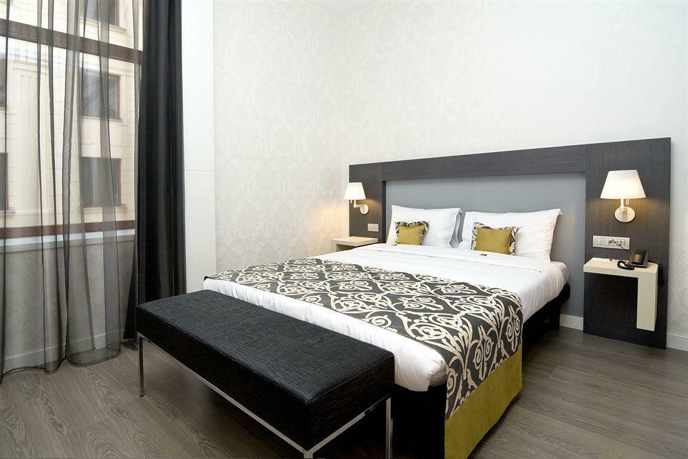 Eurostars Palazzo Zichy Hotel Budapest Luaran gambar